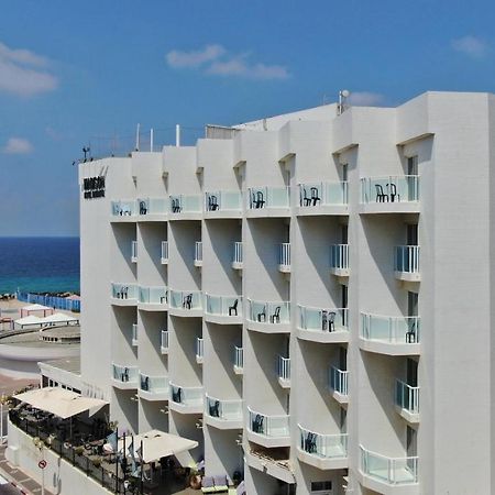 Rimonim Madison Hotel Naharia Buitenkant foto