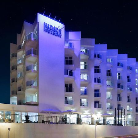 Rimonim Madison Hotel Naharia Buitenkant foto