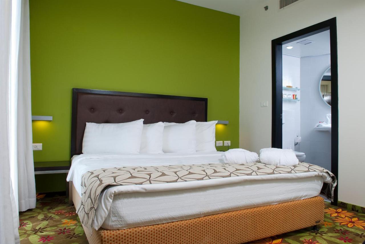 Rimonim Madison Hotel Naharia Kamer foto